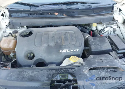 2013 Dodge Journey Sxt z USA, uszkodzony, nr VIN 3C4PDCBG7DT705529